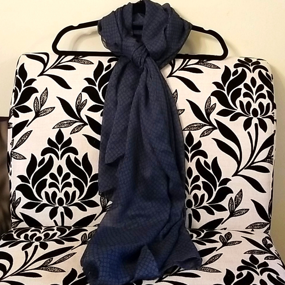 Chantelle Paris Scarf/Wrap